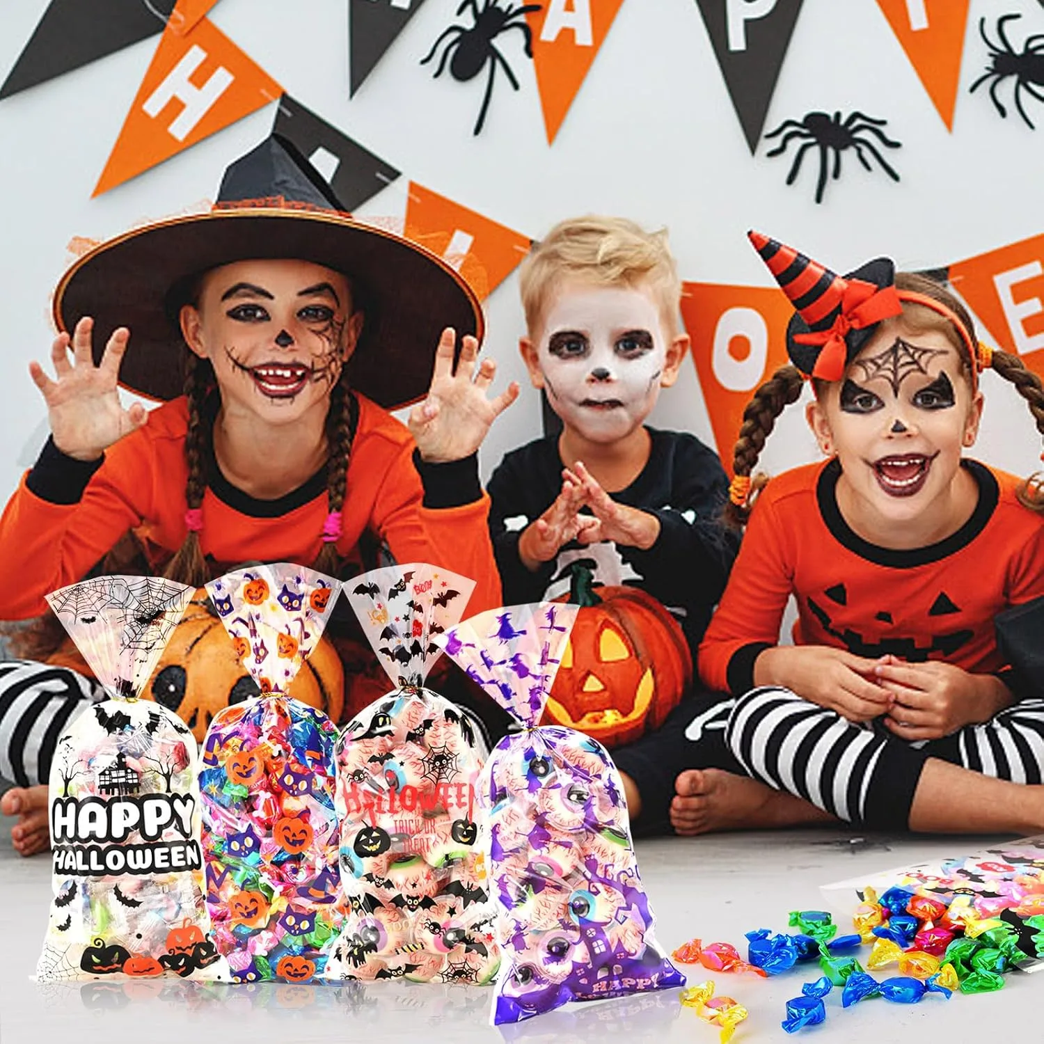 Ahfulife 200PCS Halloween Sweets Bags for Trick or Treating, Halloween Cellophane Candy Bags Treat Gift Bags with Twist Ties for Kids Party Decoration Supplies